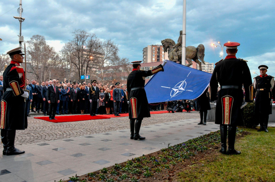 Gjashtë vjet në NATO  një rrugë e gjatë nga Bukureshti te anëtarësimi